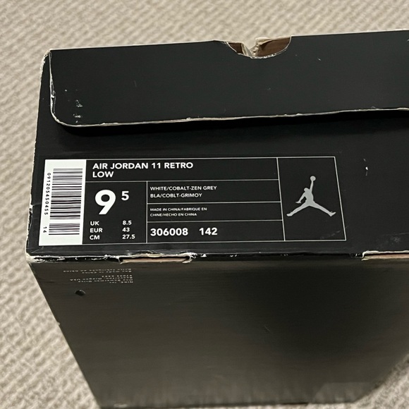 Nike Air Jordan 11 Retro Low 9.5 - Picture 7 of 7